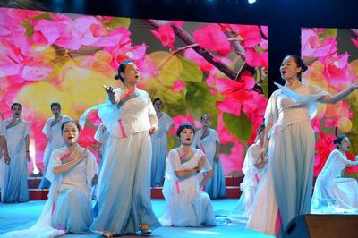 厦门翔安区老干部举行庆祝新中国成立70周年文艺汇演